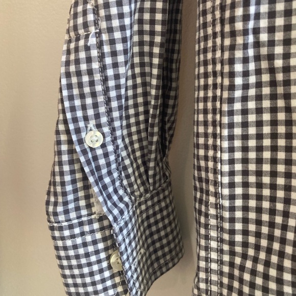 Gap kids size 12 crisp cotton button front shirt.Great quality black white check - Picture 7 of 9